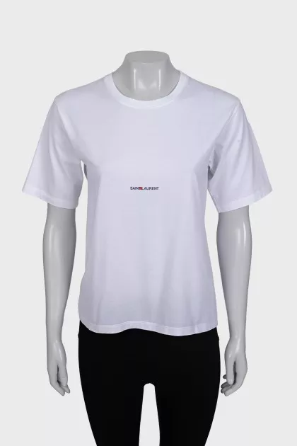 White straight-cut T-shirt with logo