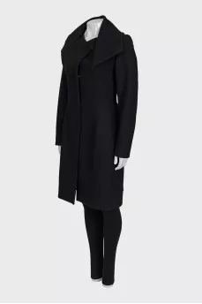 Black coat with an asymmetrical top