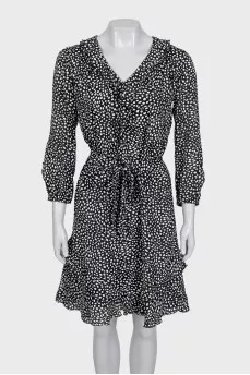 Black and white printed dress with long sleeves