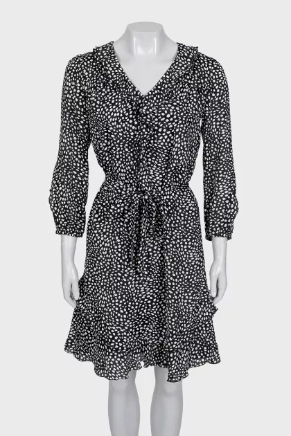 Black and white printed dress with long sleeves