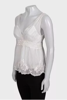 Silk top decorated with beads