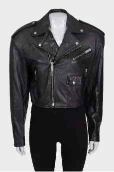 Cropped black leather jacket with tag