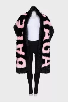 Voluminous eco-fur scarf