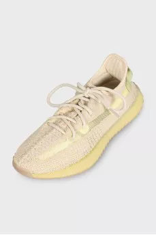 Бежевые текстильные кроссовки Yeezy Boost 350 V2