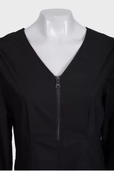Fitted dress with front zip and tag