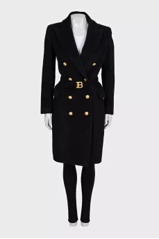 Fitted wool coat with gold buttons