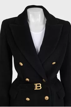 Fitted wool coat with gold buttons