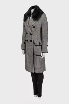 Gray double-breasted coat with a fur collar