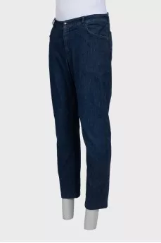 Men's dark blue straight leg jeans with leather jacron