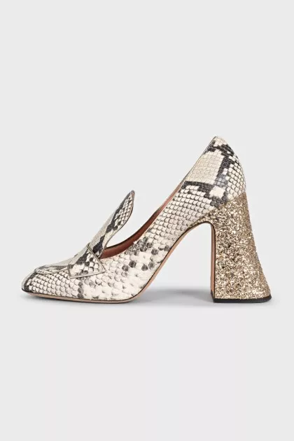 Beige leather pumps with embossed glitter heels