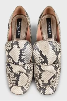 Beige leather pumps with embossed glitter heels