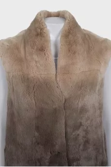 Straight cut rabbit fur vest
