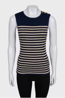 Blue T-shirt with a shiny print