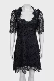 Black lace dress with short sleeves