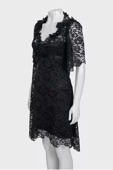 Black lace dress with short sleeves