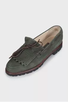 Green suede loafers with tassels