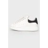 Leather platform sneakers