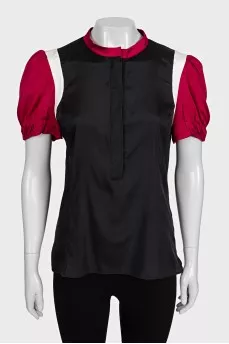 Fitted blouse with contrasting sleeves