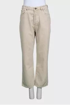 High-waisted straight-leg jeans with buttons