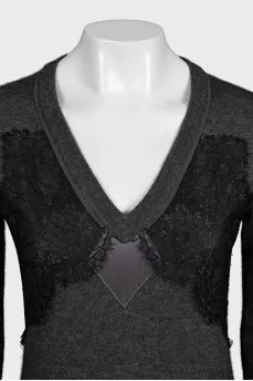 Dark blue pullover decorated with lace