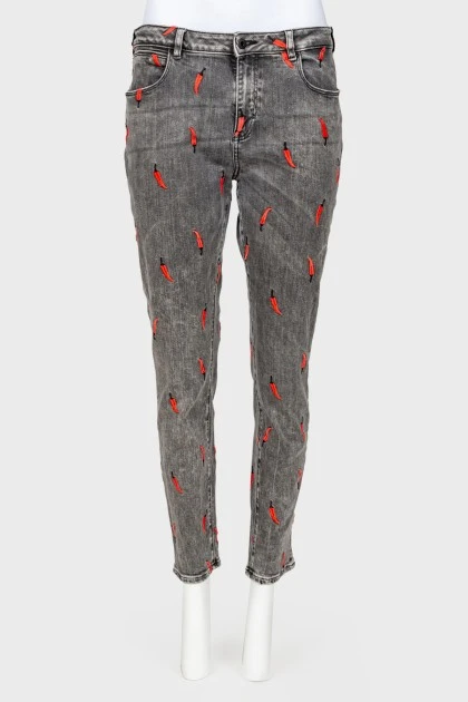 Jeans with embroidered chili