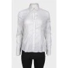 A fitted classic shirt