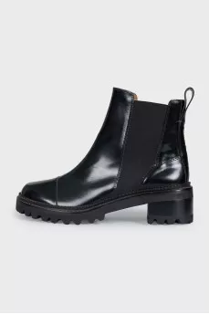 Leather Chelsea boots with embossed logo