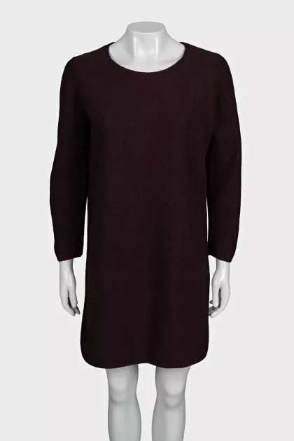 Loose-fitting purple wool dress