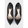 Suede shoes with shaped heel