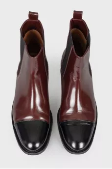 Low -heeled boots
