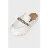 Children's mules with a chain