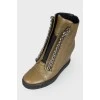 Olive chain boots
