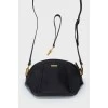 Leather bag with curly sides
