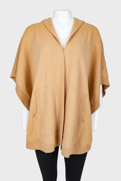 Hooded cape