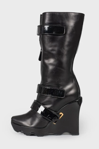 Velcro wedge boots