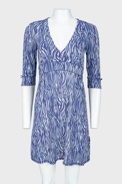Blue patterned fitted dress