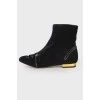 Velvet boots with a patch on the toe