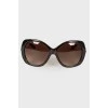Sunglasses with rhinestones