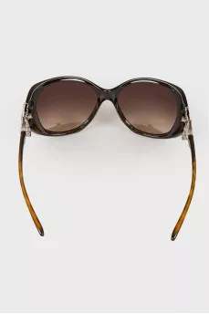 Sunglasses with rhinestones