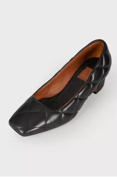 Quilted square toe shoes