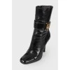 Low  patent leather boots