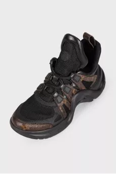 Brand printed shoes on the skin