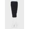 A woolen tight -fitting skirt