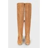 Low-heeled suede over the knee boots