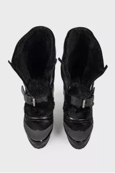 Combined fur ankle boots
