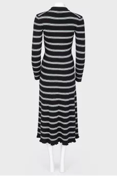 Knitwear dress with sleeve
