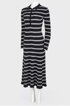 Knitwear dress with sleeve
