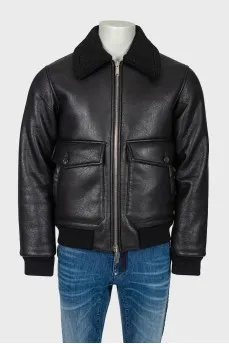 Men's sheepskin coat with a fur collar