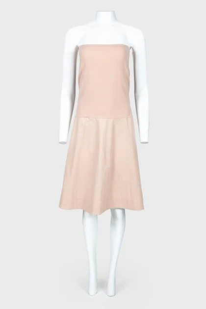 Powder fitted dress