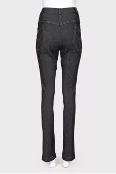 Jeans with zero clasps